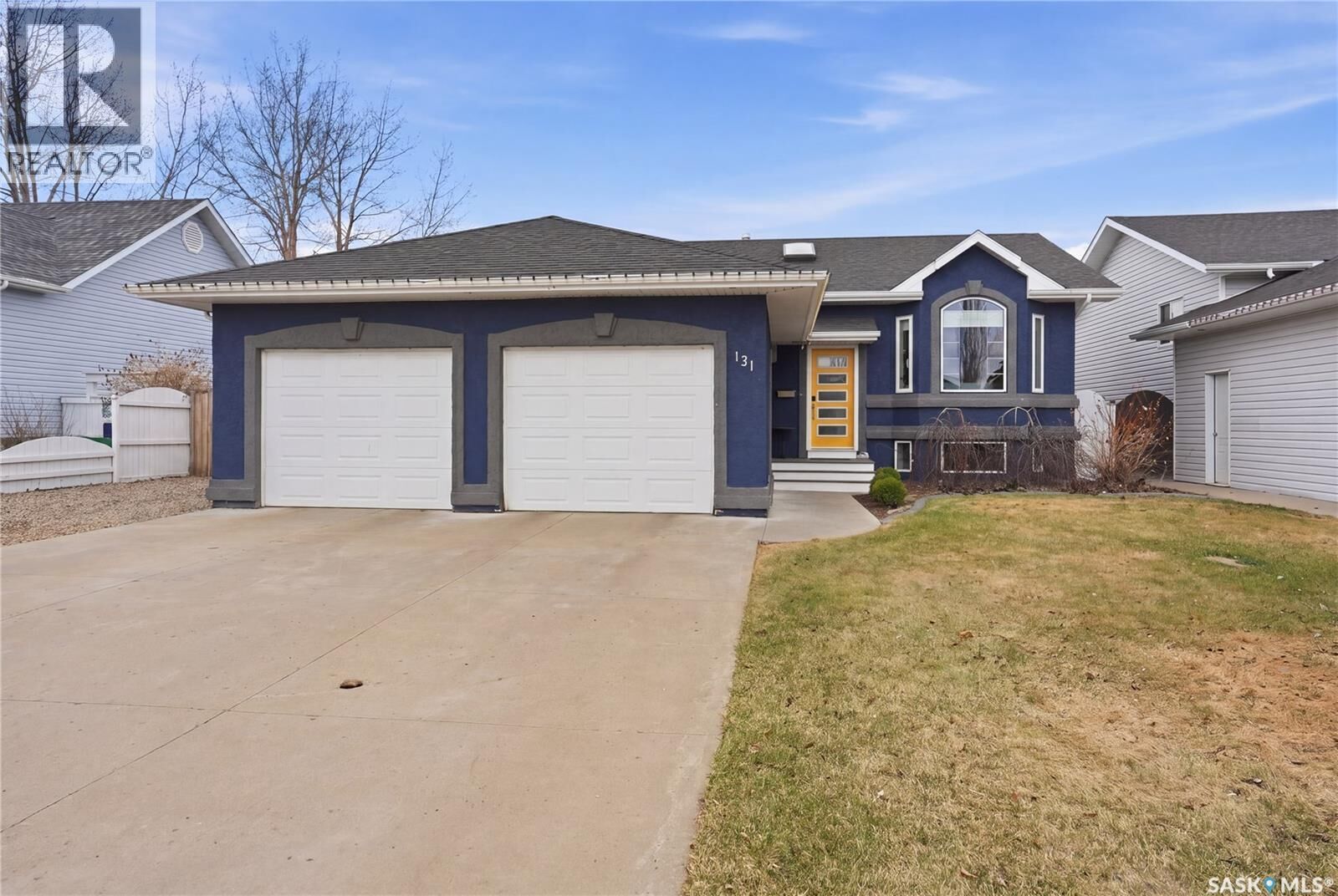 Property Photo:  131 15th Street  SK S0M 0E0 