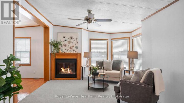 Property Photo:  65 Cherokee Lane  ON N7A 3Y2 