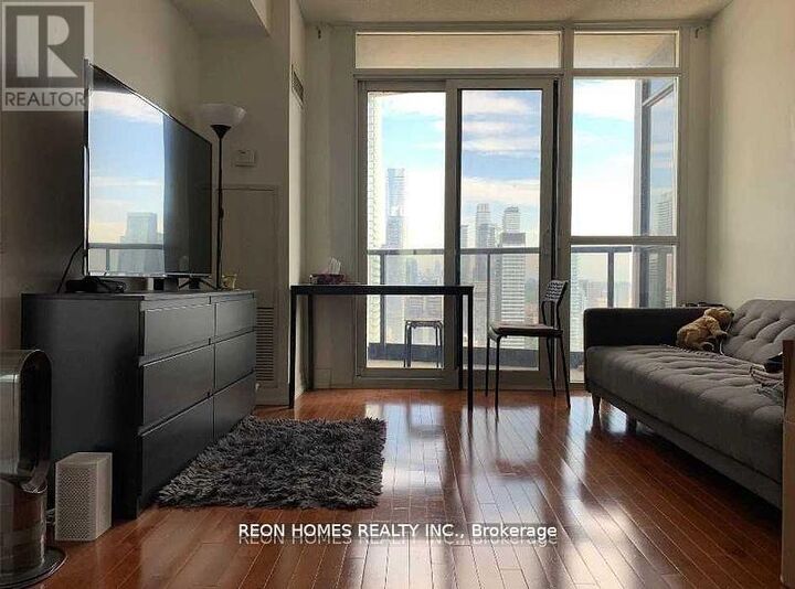 Property Photo:  21 Carlton Street 1402  ON M5B 1L2 