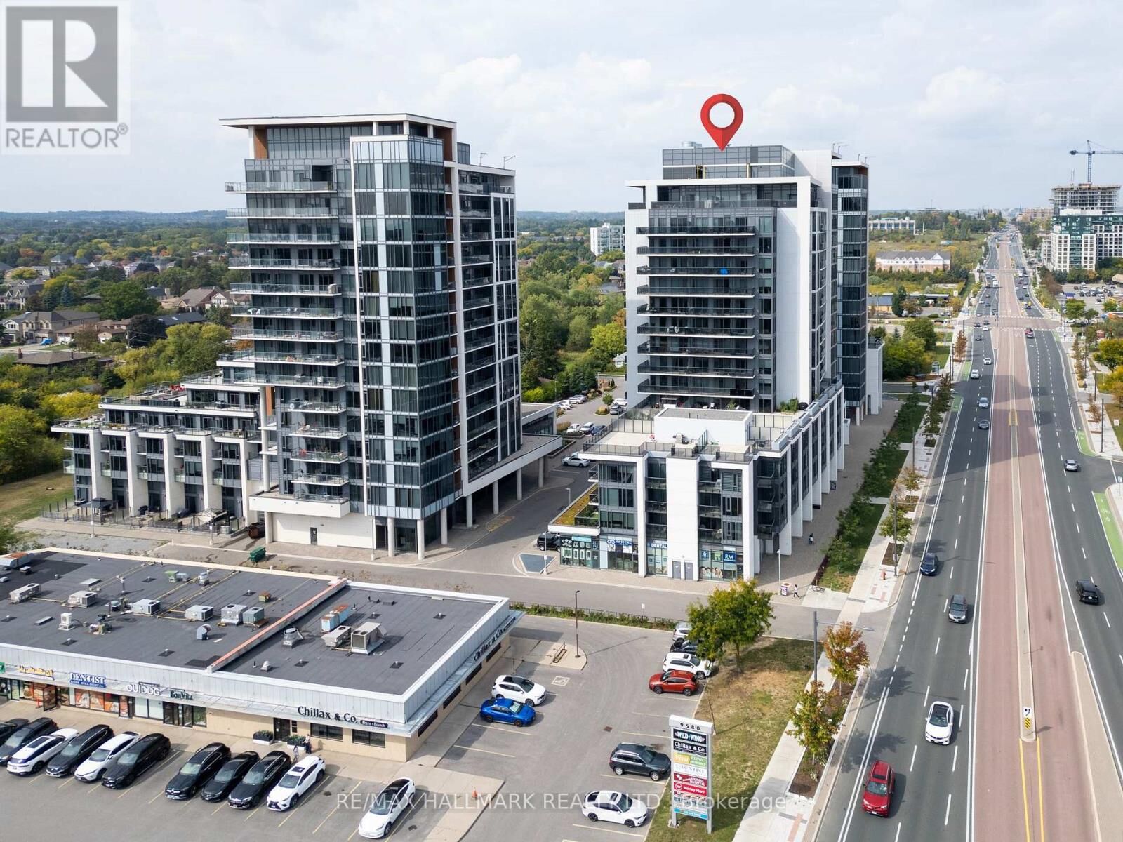 Property Photo:  9600 Yonge Street Ph6  ON L4C 0X3 