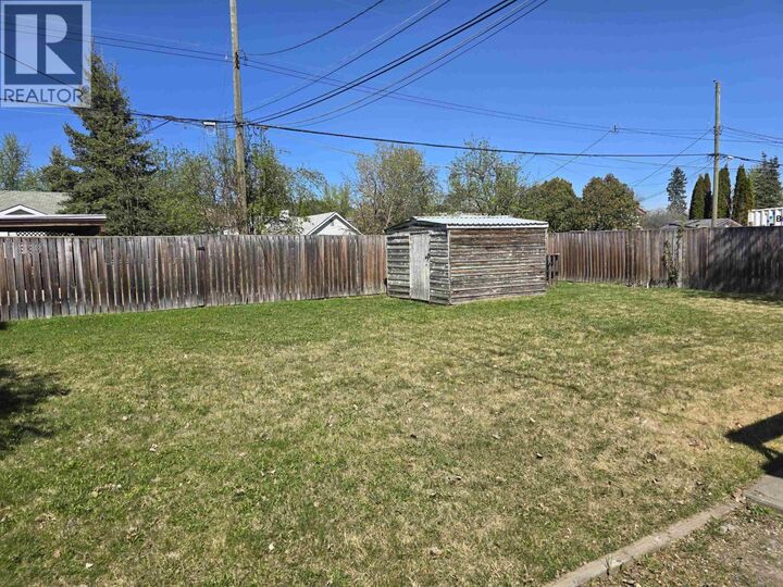 Property Photo:  2020 Ross Crescent  BC V2M 1Y5 