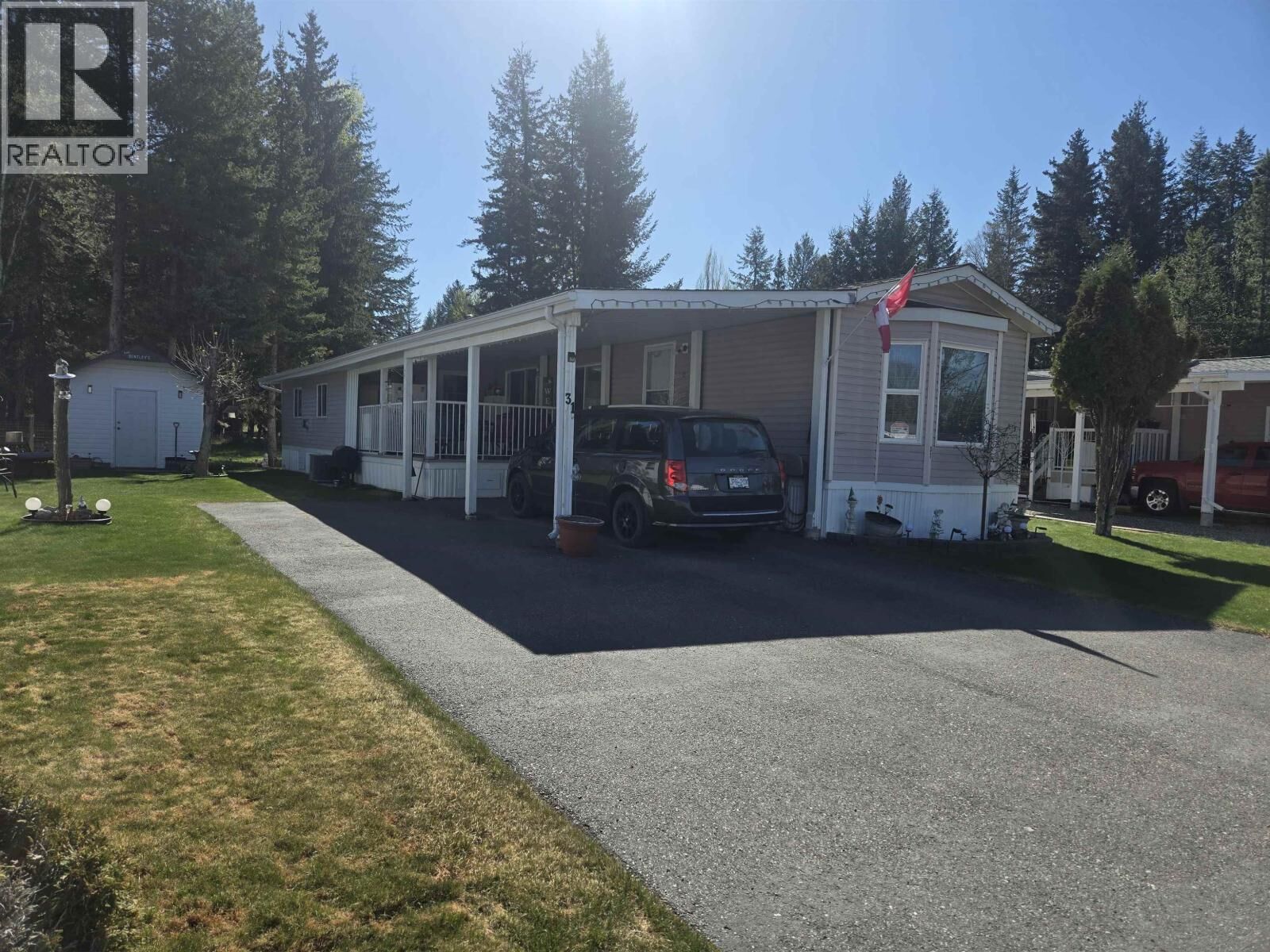 Property Photo:  2682 Richardson Road 31  BC V2J 4R7 