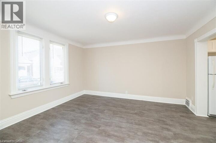 Property Photo:  20 Harvey Street  ON L8L 2L8 