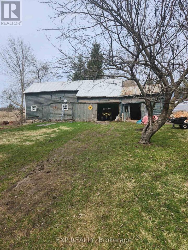 Property Photo:  10577 Moun Main Street  ON K0E 1W0 