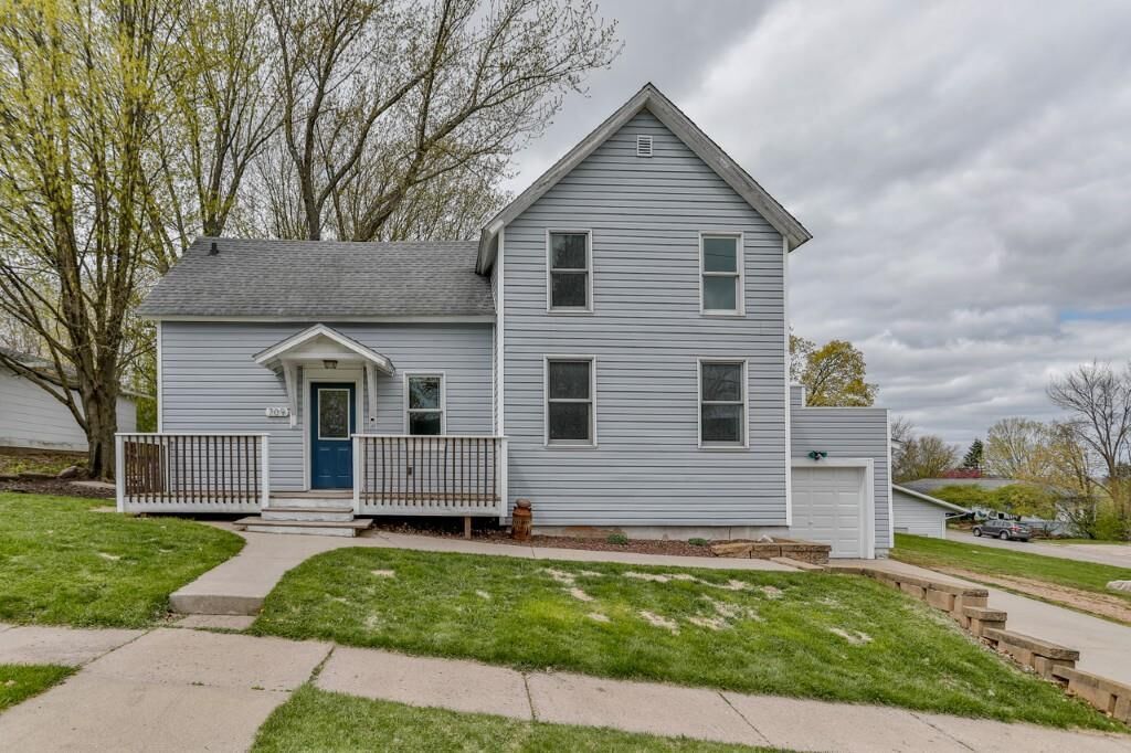 Property Photo:  709 Pine Street  WI 54448 