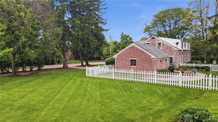 Property Photo:  1015 Laurelwood Road  OH 45409 
