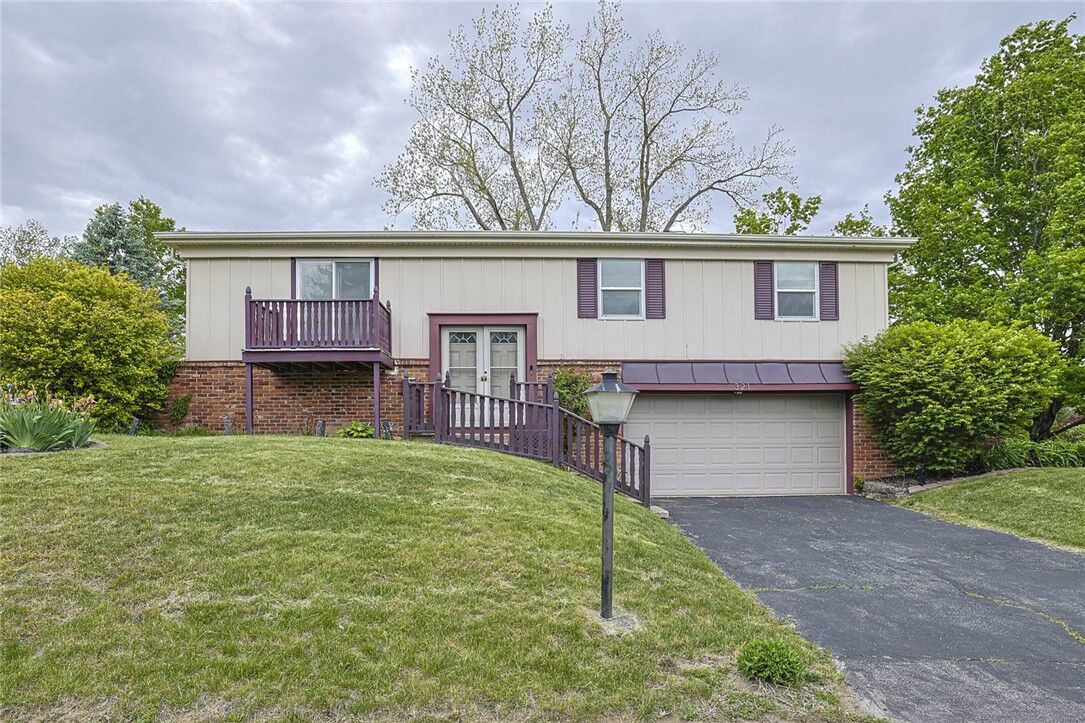 Property Photo:  321 Allanhurst Avenue  OH 45377 