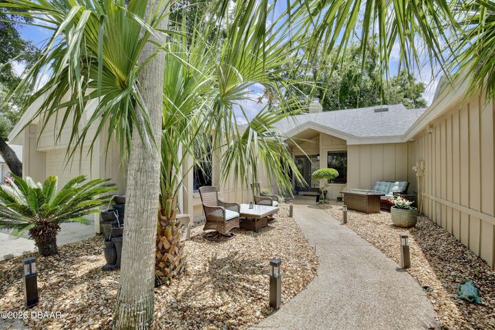 Property Photo:  101 Silver Fern Court  FL 32128 
