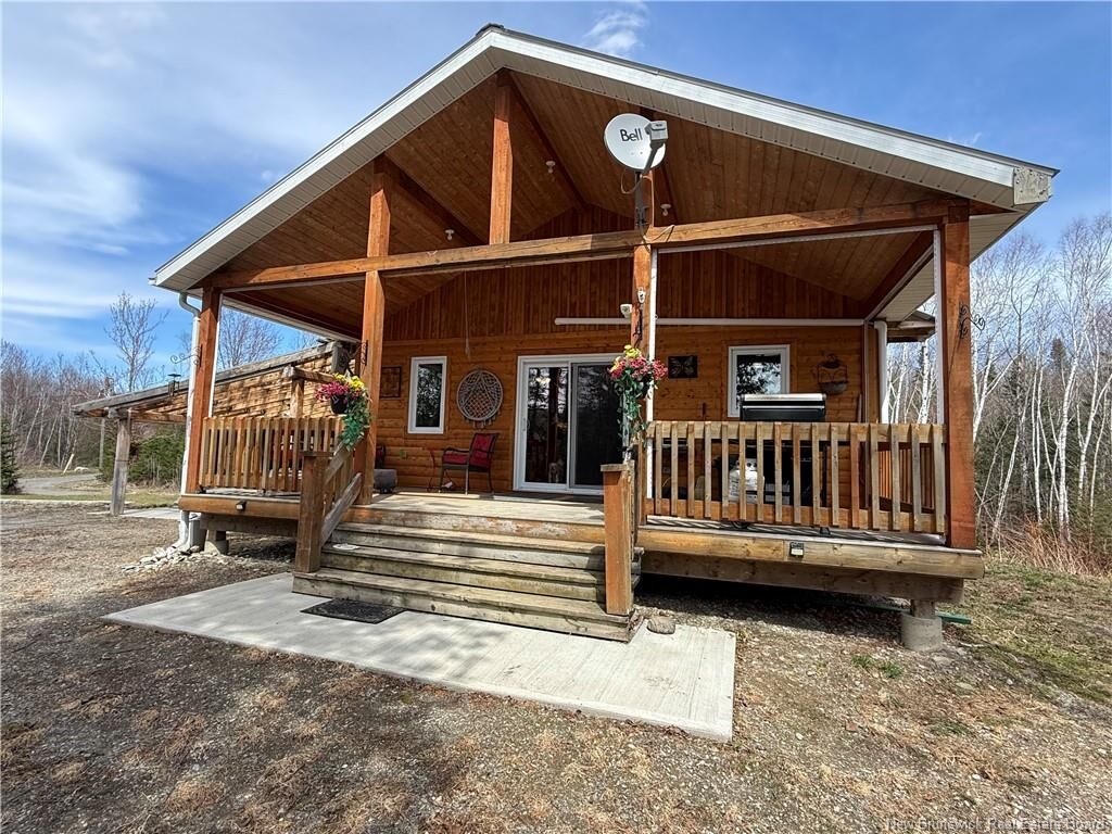Property Photo:  15833 Route 105  NB E3Y 2E8 
