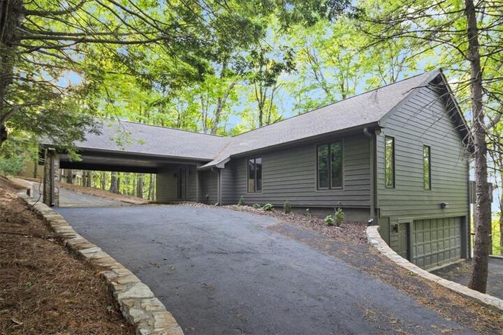 Property Photo:  40 Sanderlin Mountain Drive  GA 30143 