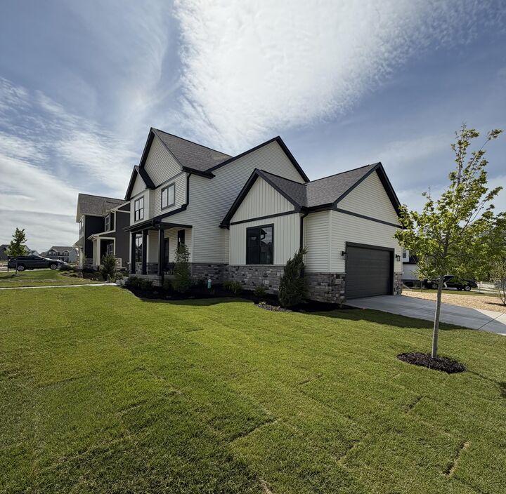 Property Photo:  2230 Redwood Lane  IN 46304 