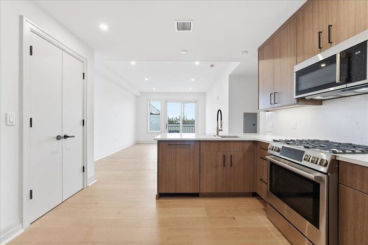 Property Photo:  921 Madison St 304  NJ 07030 