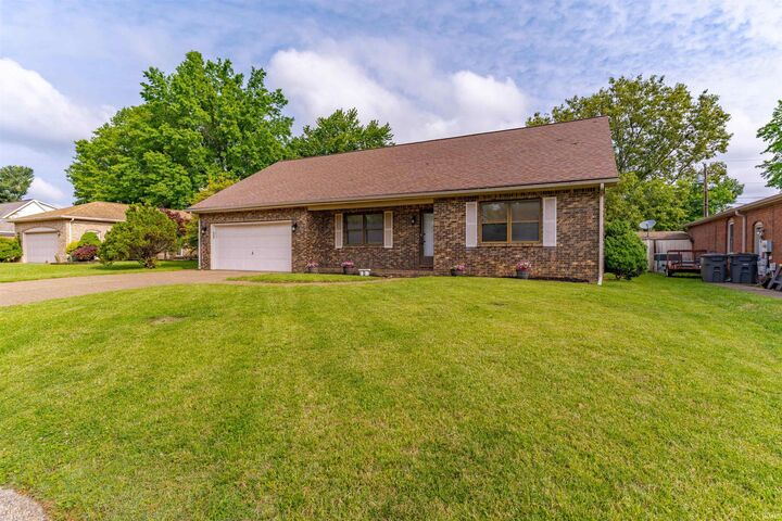 Property Photo:  7524 E Blackford Avenue  IN 47715 