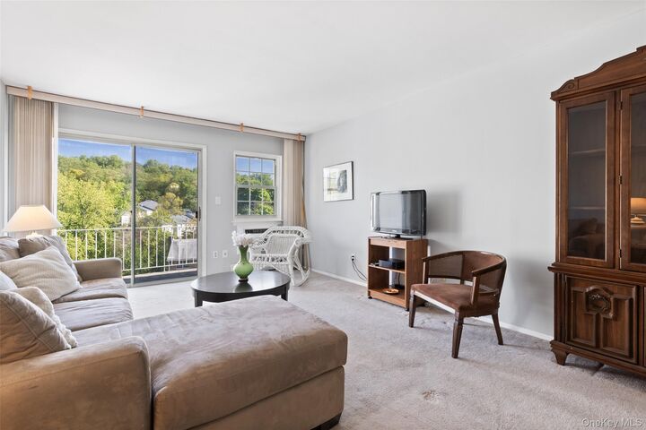 Property Photo:  1840 Crompond 5C2  NY 10566 