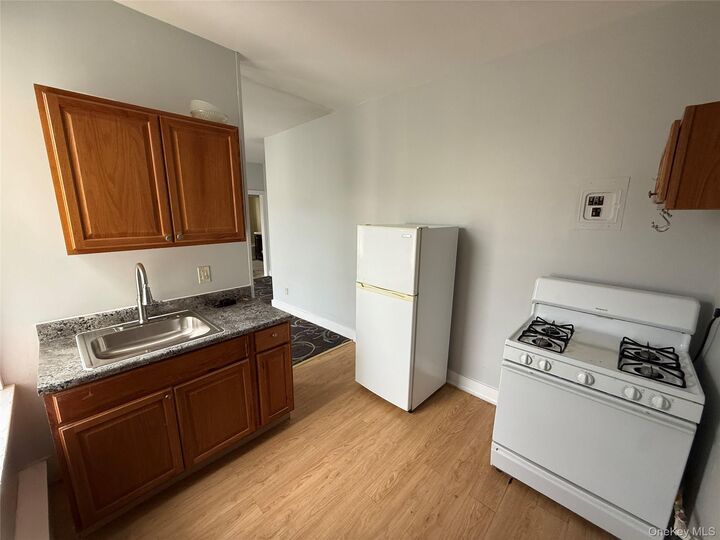 Property Photo:  60 Carroll Street D8  NY 12601 
