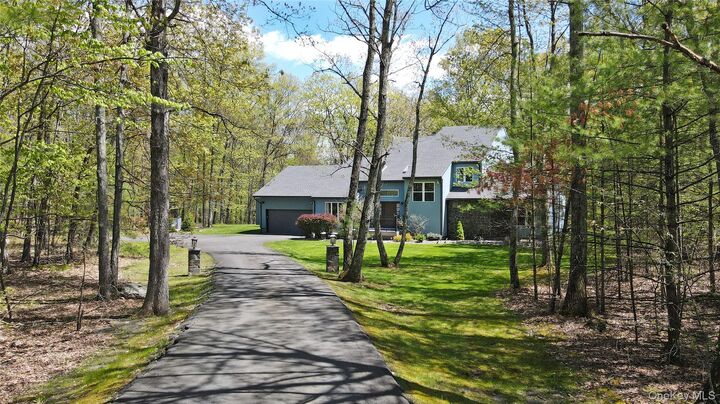 Property Photo:  44 Bristol Hill Road  NY 12433 
