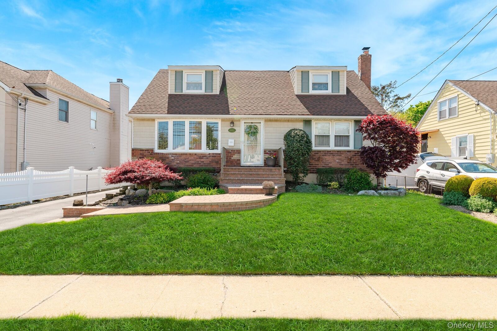 Property Photo:  2572 S Saint Marks Avenue  NY 11710 