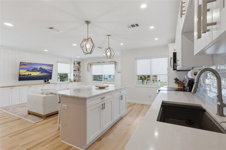 Property Photo:  7205 S West Shore Boulevard  FL 33616 