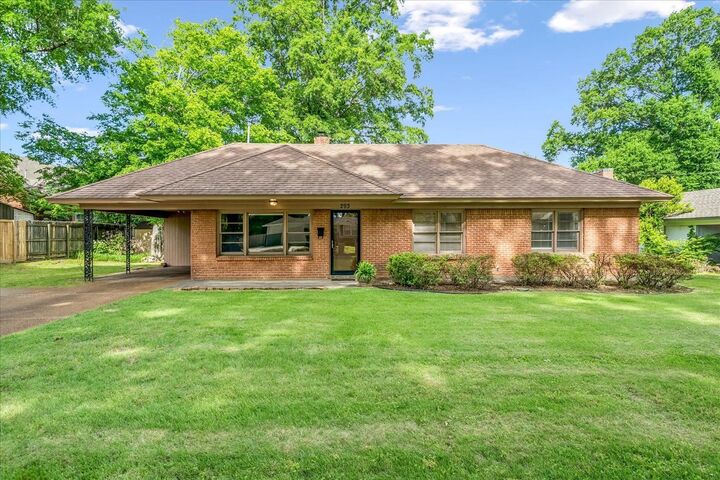 Property Photo: 293 Cecilia Dr TN 38117