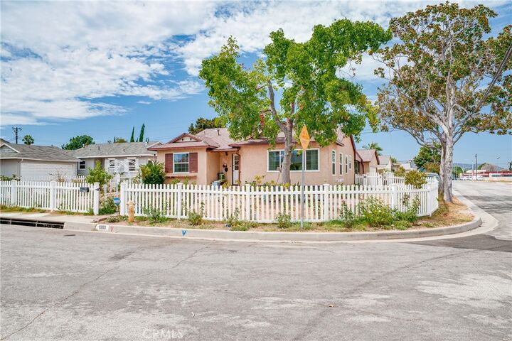 Property Photo:  1203 Pontenova  CA 91745 