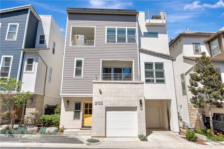Property Photo:  2105 Two Harbors Circle  CA 92627 