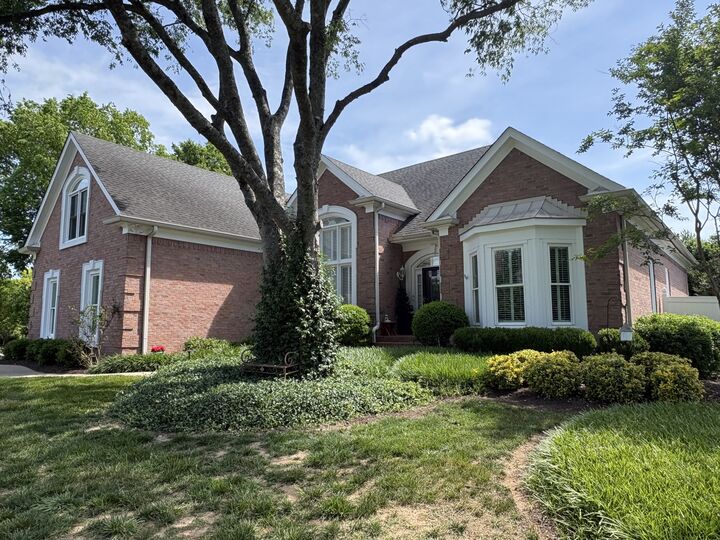 Property Photo:  2102 Stillwell Ct  TN 37130 