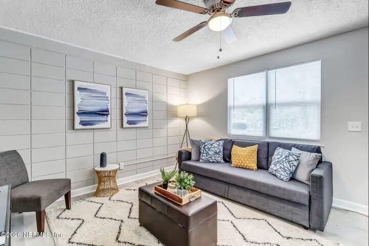 Property Photo:  1201 Riverbank Court 1  FL 32207 