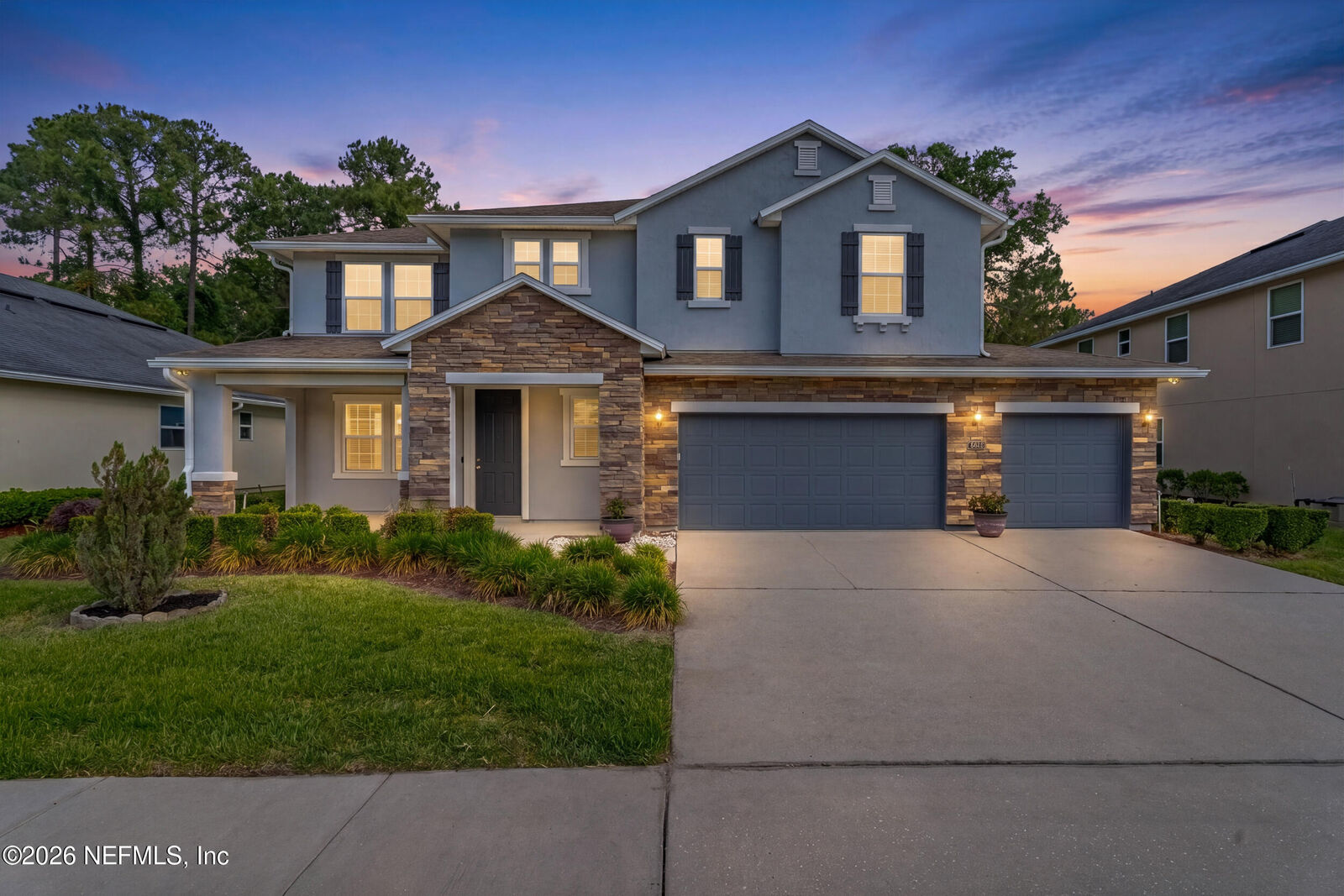 Property Photo: 12513 Westberry Manor Drive FL 32223
