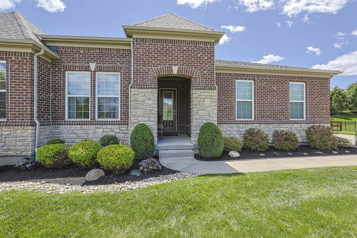 Property Photo:  1549 Smarty Jones Court  KY 41091 