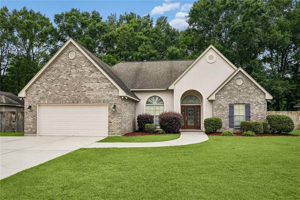 Property Photo:  110 Sawmill Creek Road  LA 70452 