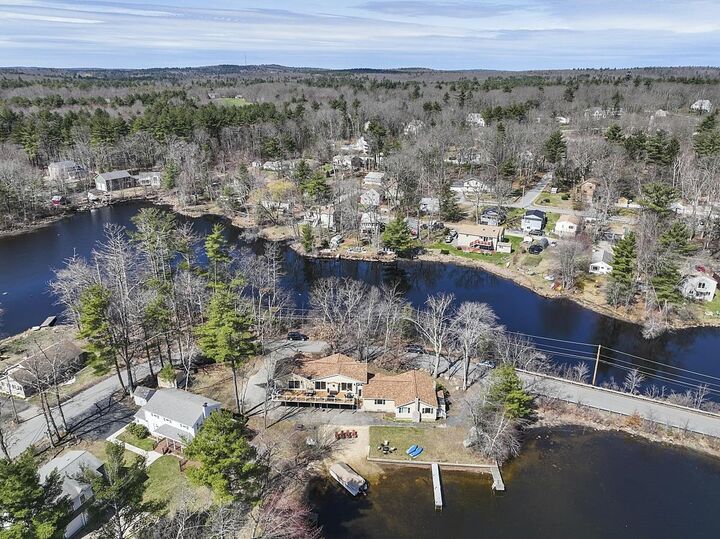 Property Photo:  243 Shore Drive  NH 03079 