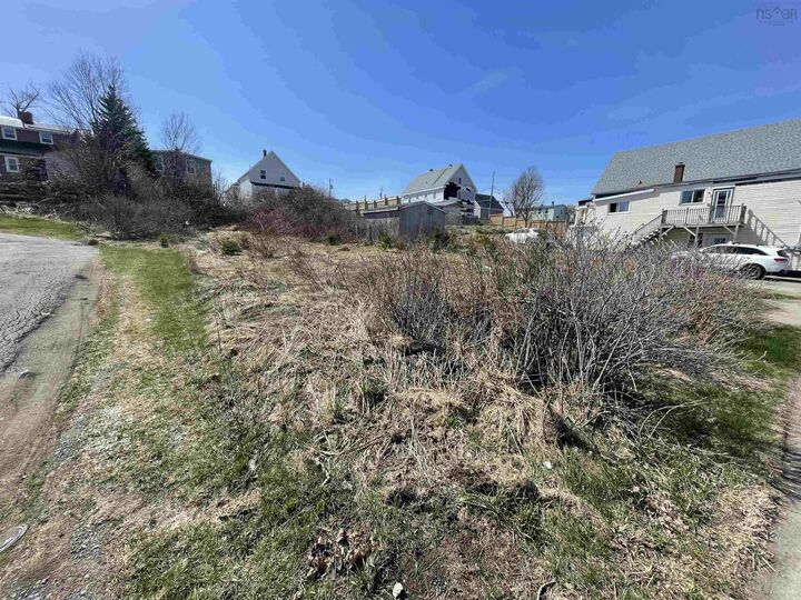 Property Photo:  991 Victoria Road  NS B1N 1K8 