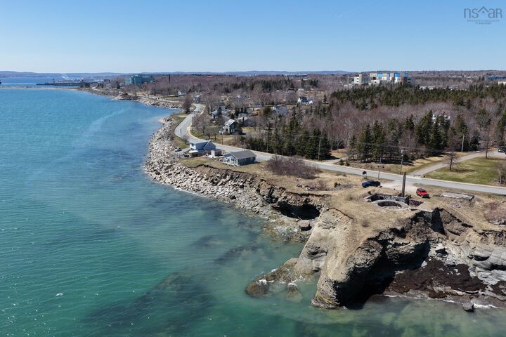 Property Photo:  675 Shore Road 685  NS B1V 1A2 