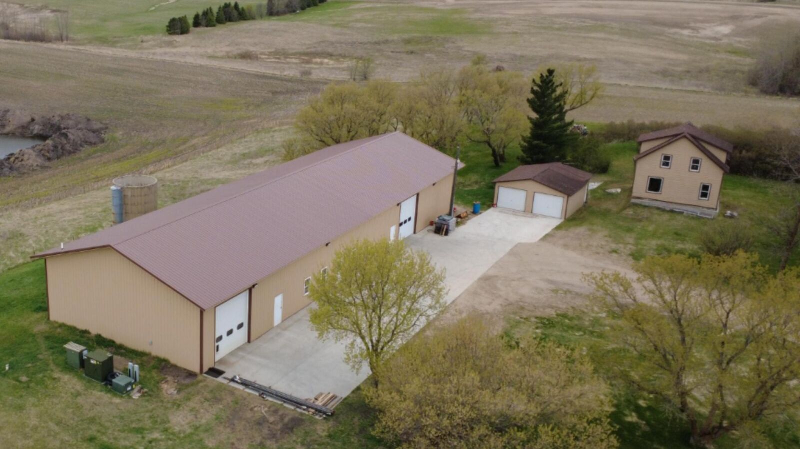 Property Photo:  23889 County Hwy 1  MN 56537 