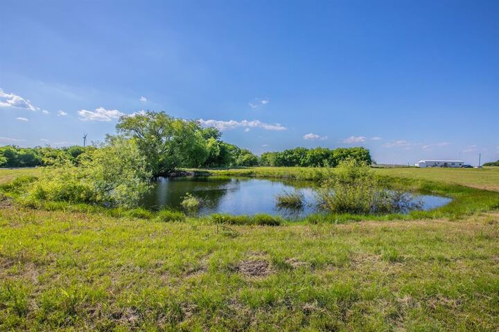 Property Photo:  958 County Road 3254  TX 76673 