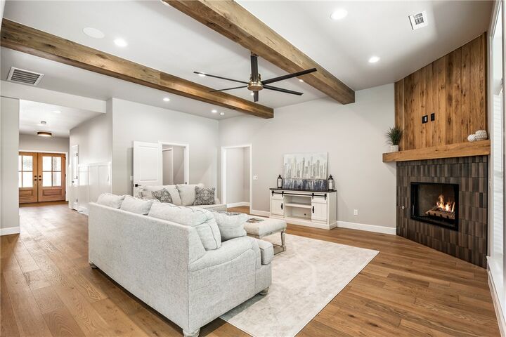Property Photo:  6500 SW Dawning Path Street  AR 72713 