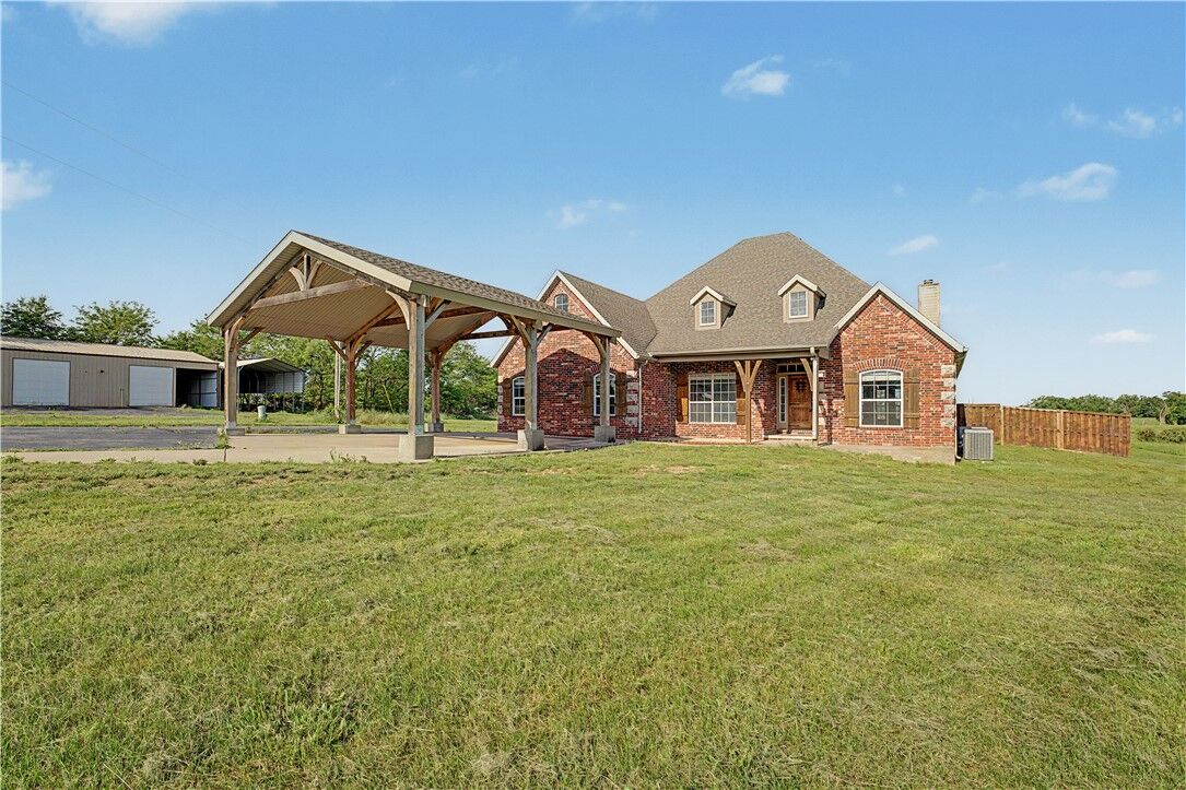Property Photo:  12923 Galyean Road  AR 72712 