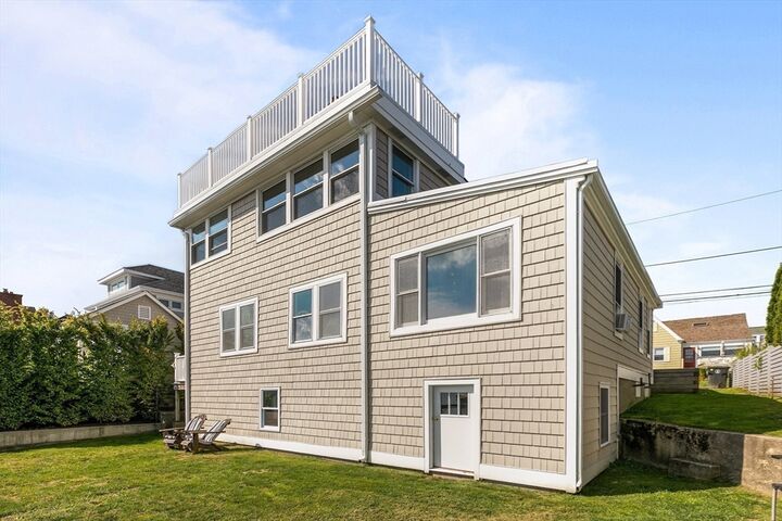 Property Photo: 38 Aquidneck Ave RI 02871