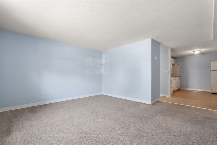 Property Photo:  71 Oxford Ave A  MA 02138 