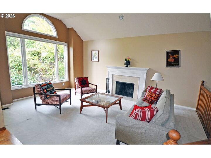 Property Photo: 6431 SW Dolph Dr OR 97219