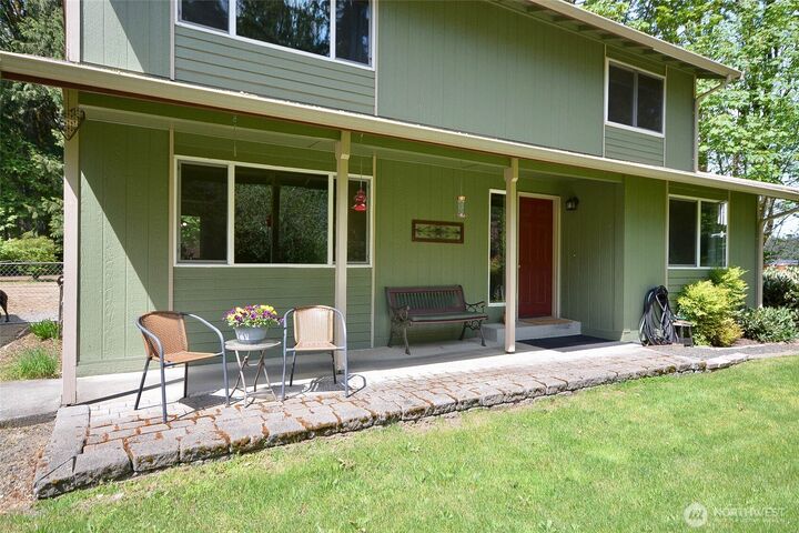 Property Photo:  6115  Waldon Drive SE  WA 98513 