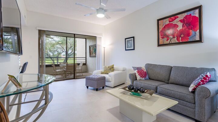 Property Photo:  7460 La Paz Boulevard  FL 33433 