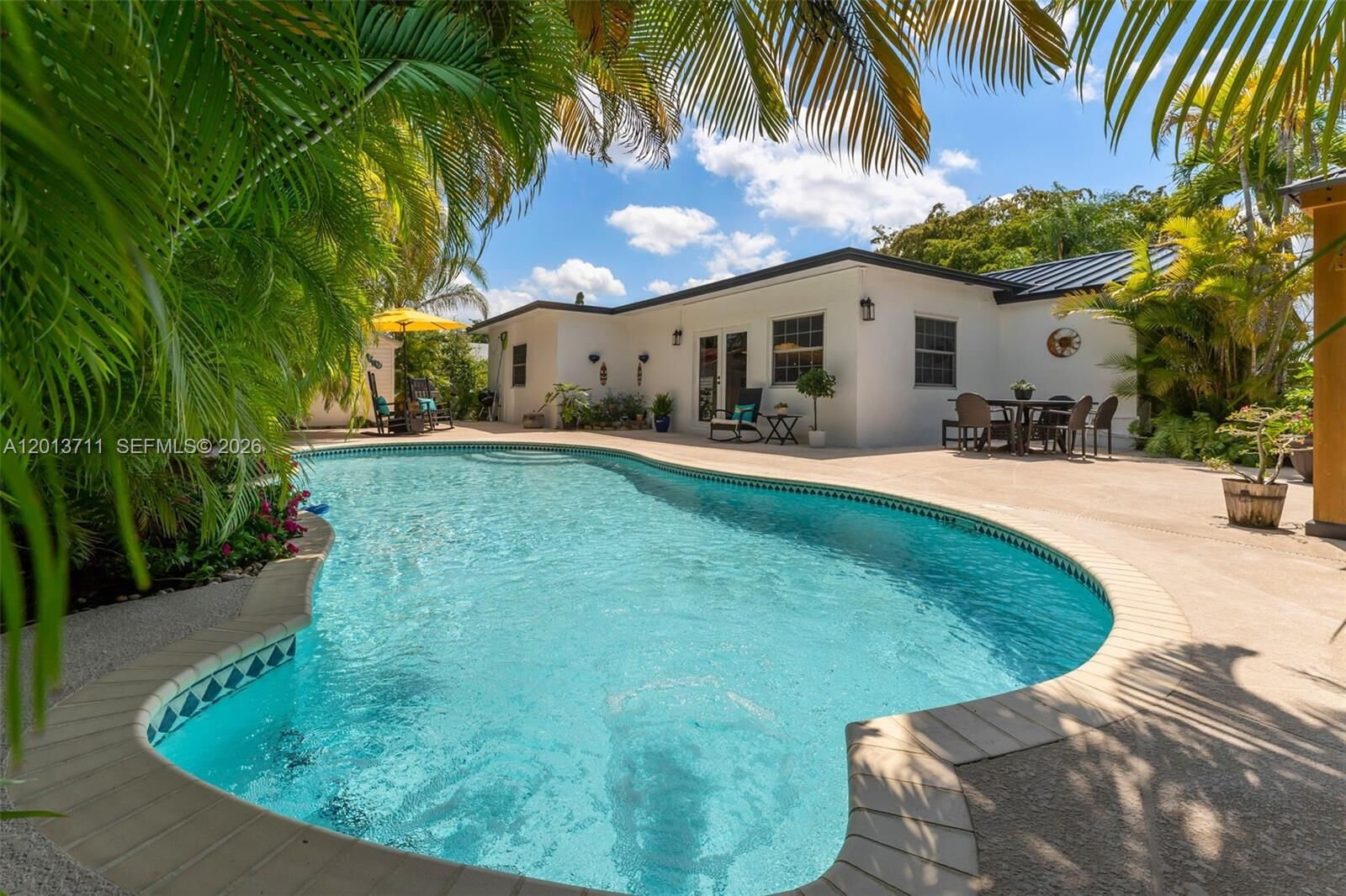 Property Photo:  6651 SW 148th Court  FL 33193 
