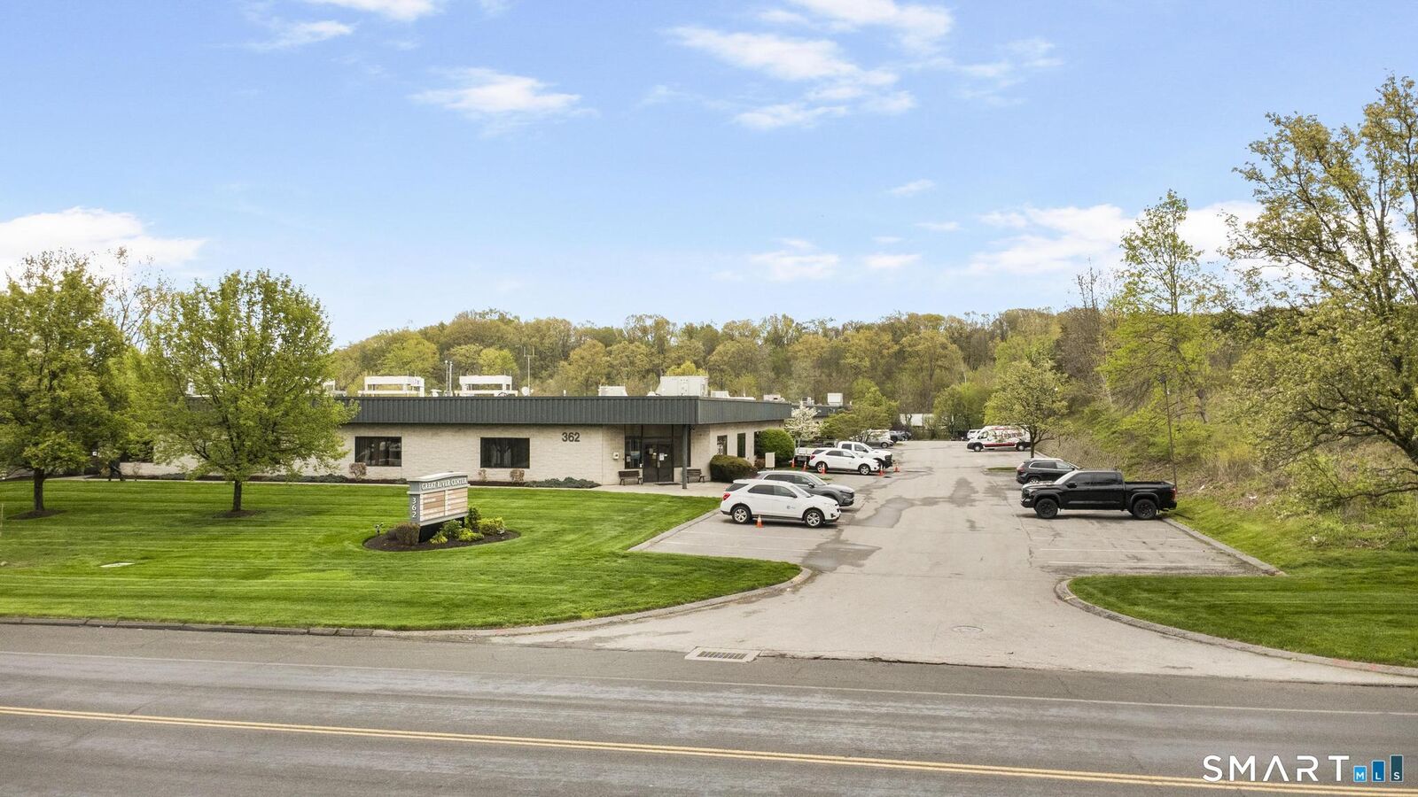 Property Photo:  362 Industrial Park Road 5  CT 06457 