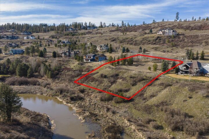 Property Photo: 11511 Fairway Ridge Ln WA 99223