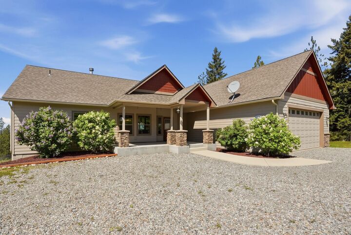 Property Photo:  15415 E Timbercrest Ln  WA 99021 