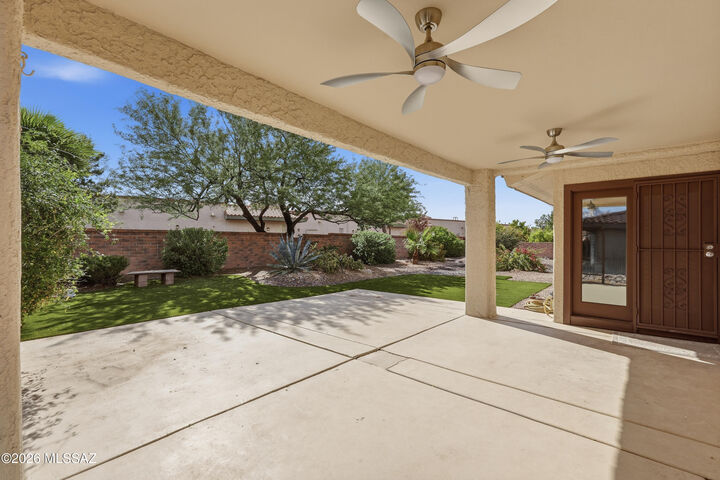 Property Photo: 14311 N Choctaw Drive AZ 85755