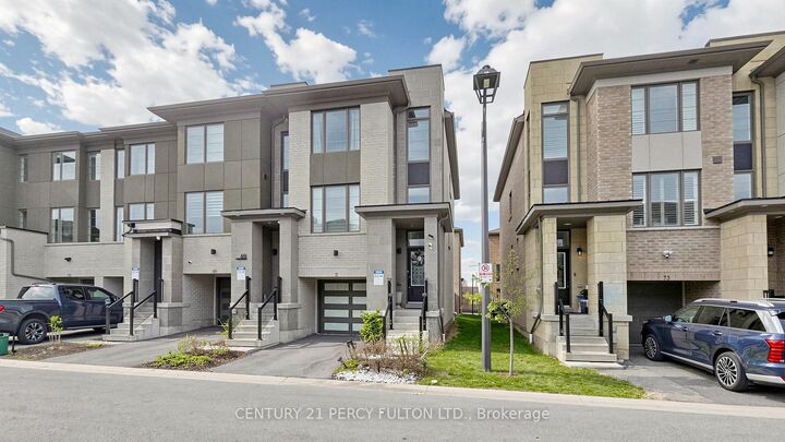 Property Photo:  71 Donald Fleming Way  ON L1R 0N8 