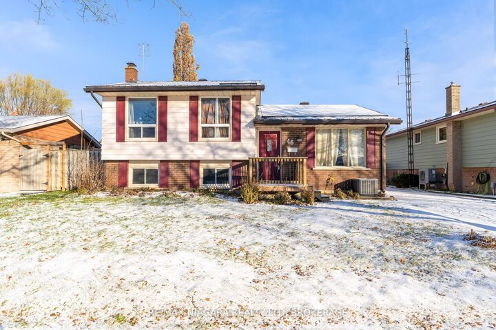 Property Photo: 46 Macoomb Drive ON L3C 5T9