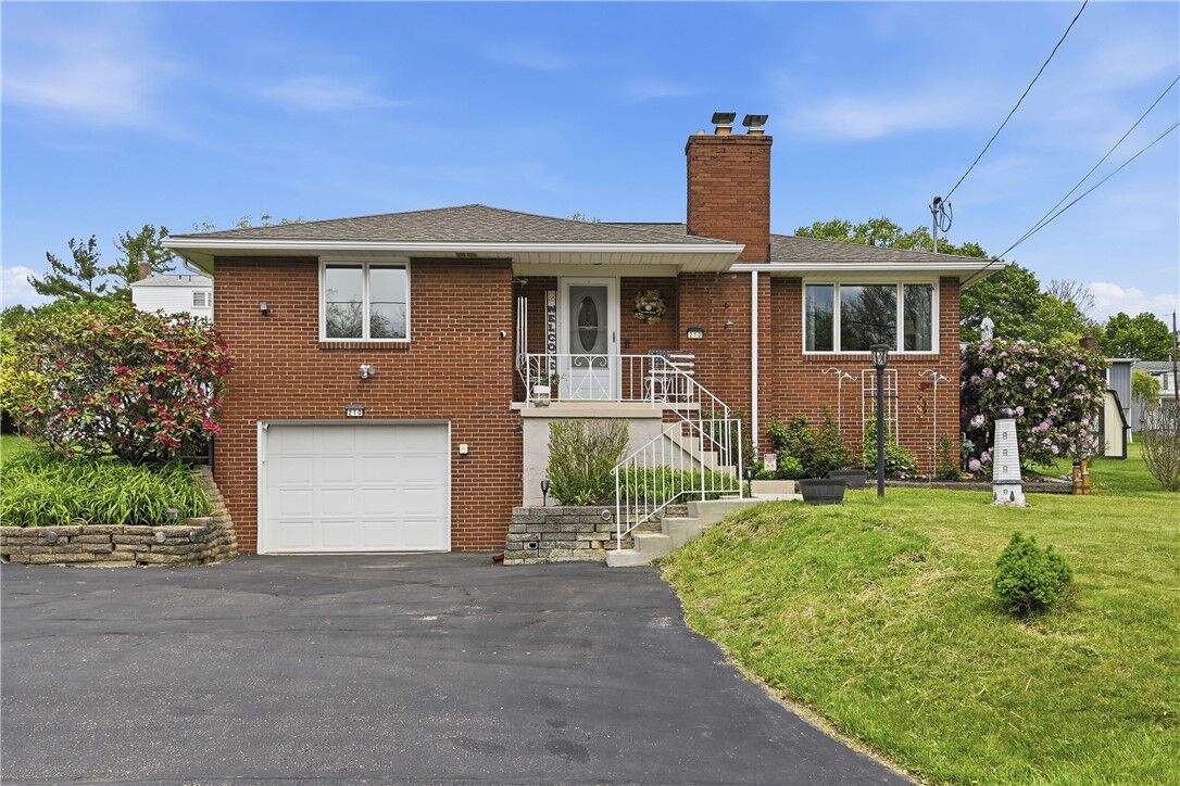 Property Photo:  210 Pontiac Ave  PA 15237 